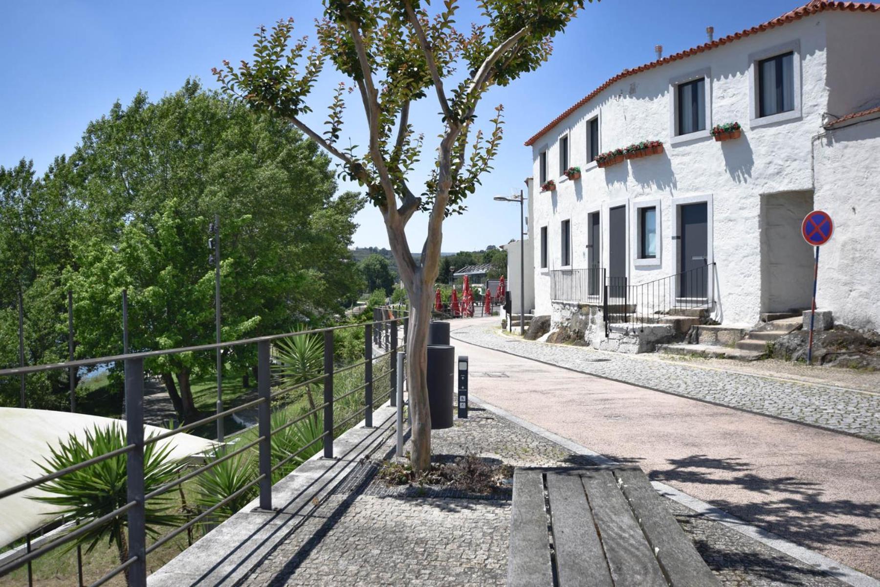 ValbomRestondouro Oporto Flatアパートメント エクステリア 写真